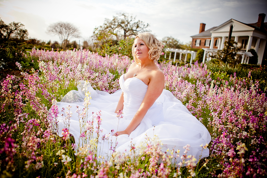 bride in wildflowers and plantation